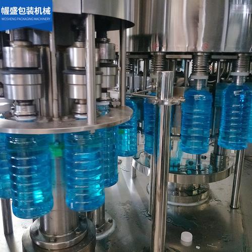 清洁剂玻璃水灌装机厂家直供全自动玻璃水防冻液灌装机生产线设备